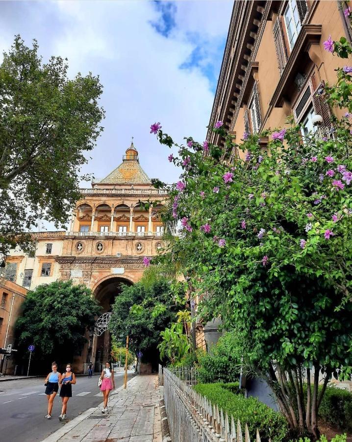 Politeama Sweet House Apartment Palermo Exterior foto